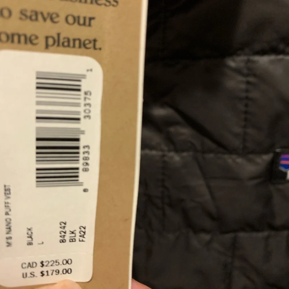 Patagonia Black Quilted Vest - Picture 6 of 7